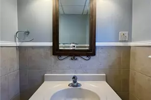 9 Sherman St, Newport, RI 02840 - Photo 18