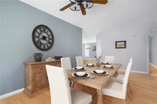 23 Cambridge Cir, Smithfield, RI 02917 - Photo 6