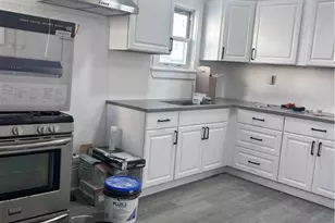 181 Reynolds Ave, Providence, RI 02905 - Photo 16