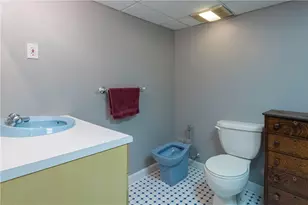 77 Pinecrest Dr, Pawtucket, RI 02861 - Photo 30