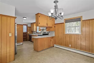 370 Maple Valley Rd, Coventry, RI 02816 - Photo 12