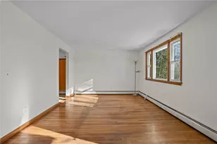 370 Maple Valley Rd, Coventry, RI 02816 - Photo 8