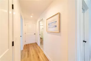 32 Exchange St, East Greenwich, RI 02818 - Photo 14