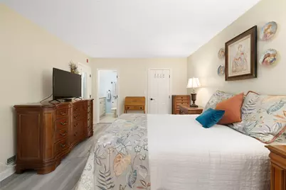 650 East Greenwich Avenue #3/102, West Warwick, RI 02893 - Photo 28