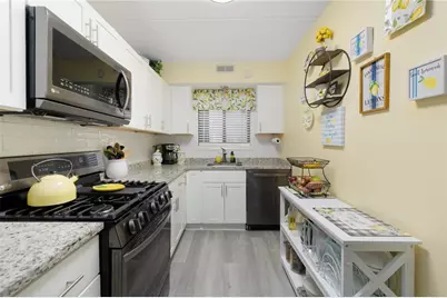 650 East Greenwich Avenue #3/102, West Warwick, RI 02893 - Photo 12