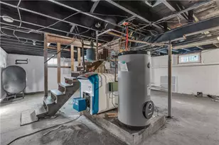 746 Town Farm Rd, Burrillville, RI 02859 - Photo 20