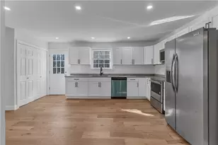 746 Town Farm Rd, Burrillville, RI 02859 - Photo 8