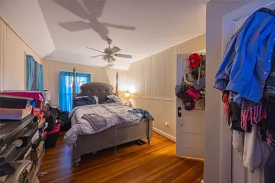 916 Bullocks Pt Avenue, East Providence, RI 02916 - Photo 12