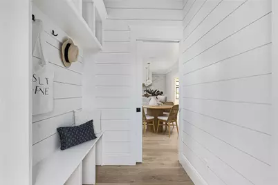 14 Kay Boulevard, Middletown, RI 02842 - Photo 20