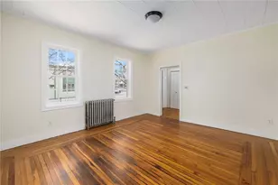 10 Broad St, Warren, RI 02885 - Photo 2