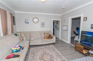 596 Smith St, Providence, RI 02908 - Photo 10