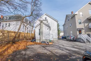 596 Smith St, Providence, RI 02908 - Photo 32