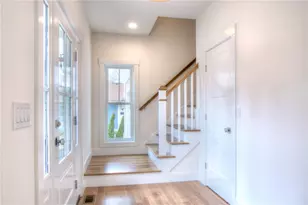 45 Corys Ct, Portsmouth, RI 02871 - Photo 6