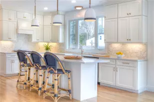 45 Corys Ct, Portsmouth, RI 02871 - Photo 4