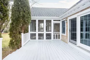 126 Mitchell's Ln, Portsmouth, RI 02871 - Photo 38