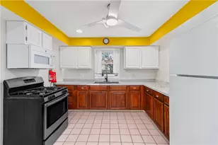 80 Hillside Ave, Providence, RI 02906 - Photo 8