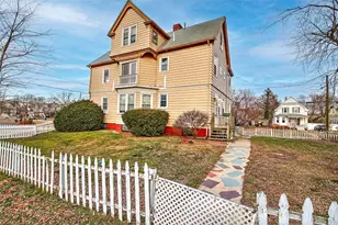 130 Norwood Ave, Cranston, RI 02905 - Photo 4