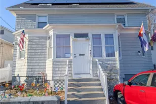 136 Chatham St, Providence, RI 02904 - Photo 1