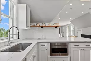 567 Bristol Ferry Rd, Portsmouth, RI 02871 - Photo 20