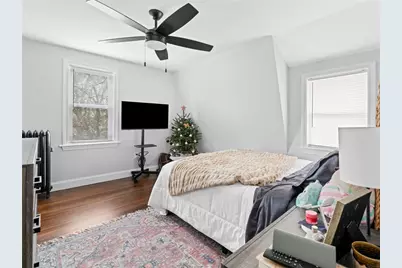 23 Mowry Avenue, East Providence, RI 02914 - Photo 16