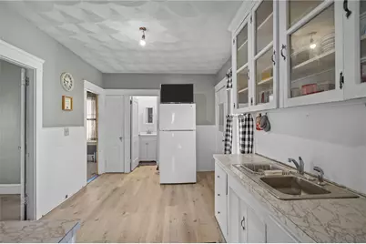 107 Wayne Street, Warwick, RI 02889 - Photo 18