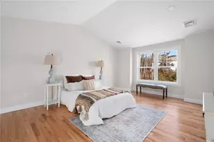 44 Oldham St, Warwick, RI 02886 - Photo 16