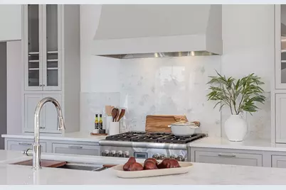 84 Allston Avenue, Middletown, RI 02842 - Photo 10