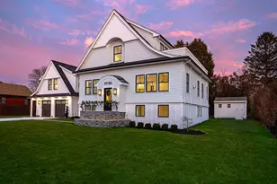 84 Allston Ave, Middletown, RI 02842 - Photo 4