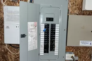 140 Lake View Rd, Cranston, RI 02920 - Photo 34