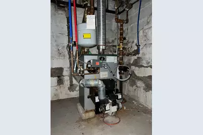 140 Lake View Road, Cranston, RI 02920 - Photo 36