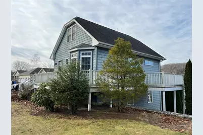 140 Lake View Road, Cranston, RI 02920 - Photo 4