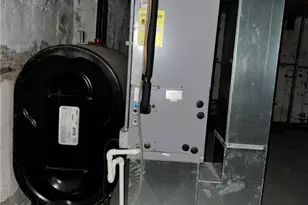 140 Lake View Rd, Cranston, RI 02920 - Photo 38