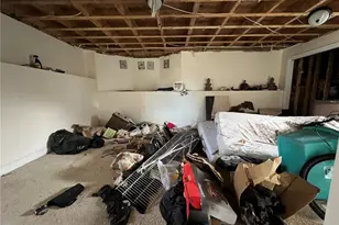 140 Lake View Rd, Cranston, RI 02920 - Photo 30