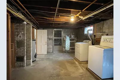 25 Elinora Street, East Providence, RI 02915 - Photo 26