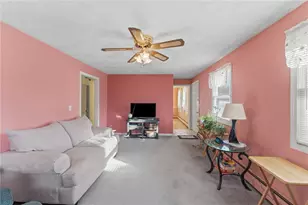 8 Harris Ave, Warren, RI 02885 - Photo 16