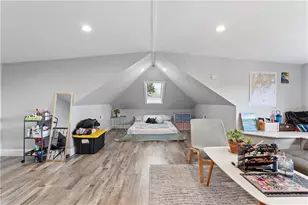 4 James St, Middletown, RI 02842 - Photo 18