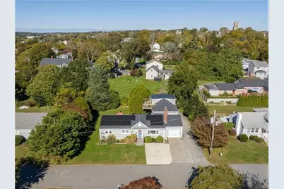 4 James Street #2, Middletown, RI 02842 - Photo 4