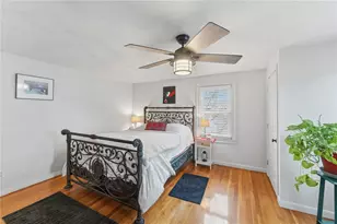 20 Bridgham St, East Providence, RI 02916 - Photo 12