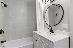 70 Whittier Rd, Pawtucket, RI 02861 - Photo 14