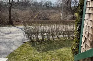 102 3rd Beach Rd, Middletown, RI 02842 - Photo 16