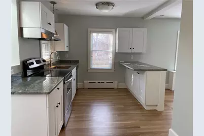 102 Third Beach Road, Middletown, RI 02842 - Photo 8