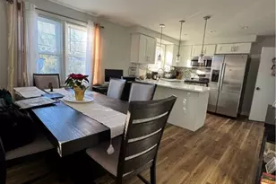 321 Budlong Rd, Cranston, RI 02920 - Photo 14