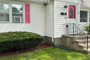 4 Dunbar St, Providence, RI 02909 - Photo 2