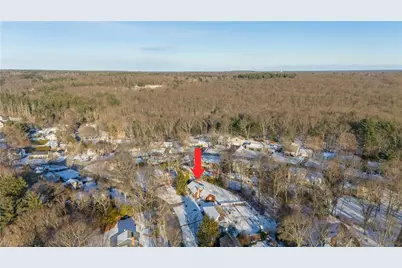 27 Bishop Drive, Cumberland, RI 02864 - Photo 8