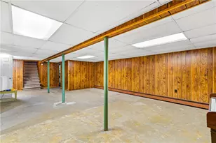 27 Bishop Dr, Cumberland, RI 02864 - Photo 32