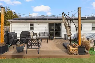 225 Ardway Ave, Warwick, RI 02889 - Photo 24