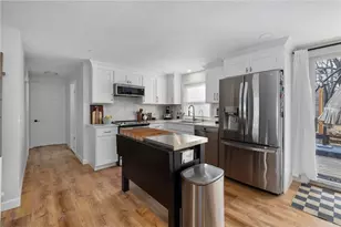 225 Ardway Ave, Warwick, RI 02889 - Photo 12