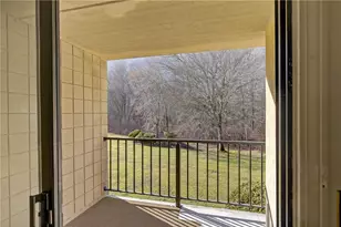 650 E Greenwich Ave, West Warwick, RI 02893 - Photo 34