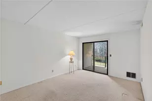 650 E Greenwich Ave, West Warwick, RI 02893 - Photo 20