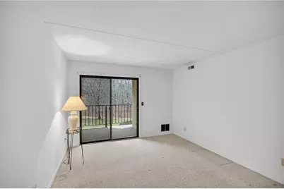 650 East Greenwich Avenue #5-110, West Warwick, RI 02893 - Photo 18